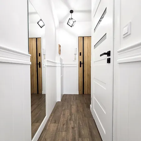 Za Flora Lägenhet Jelenia Góra